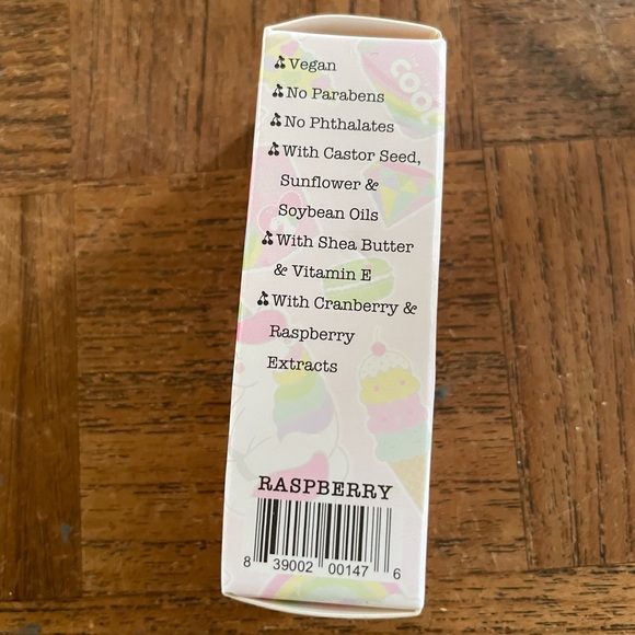 **NWT** set of 3 lip gloss/oil/balm minis - Picture 5 of 11